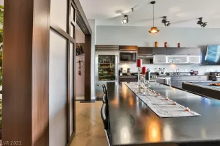 Photo #6: 2277298 Listing