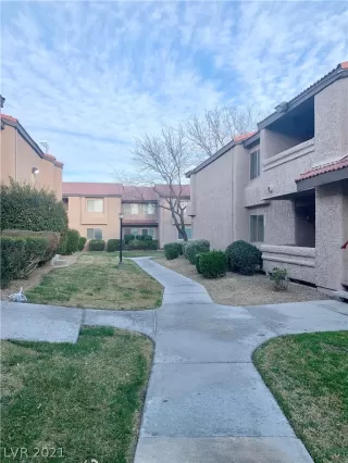 Photo #1: 2277299 Listing 