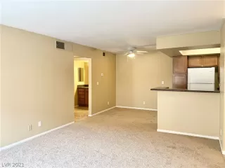 Photo #2: 2277299 Listing 