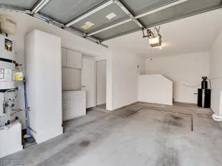 Photo #4: 2277369 Listing 