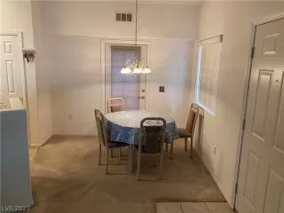 Photo #5: 2277370 Listing