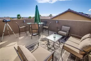 Photo #4: 2277410 Listing