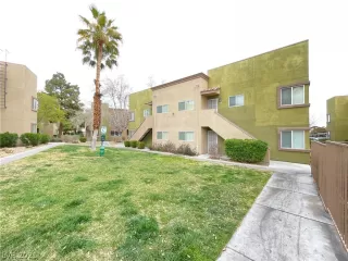 Photo #3: 2277411 Listing