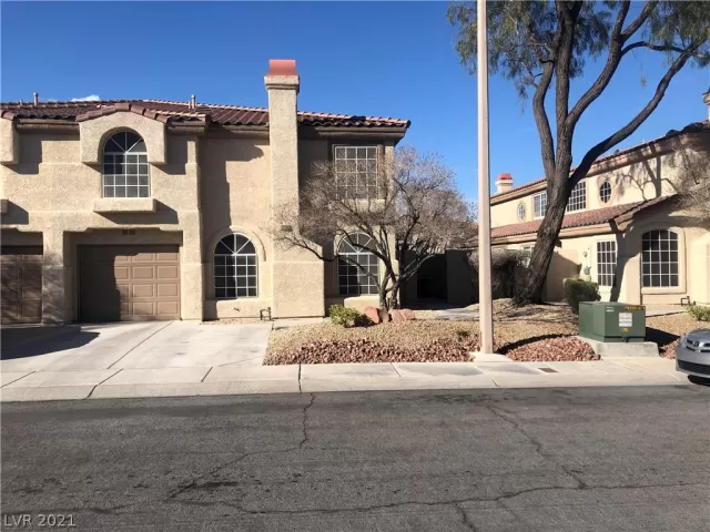 MLS: 2277422 Condo For Sale