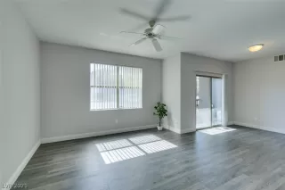 Photo #6: 2277428 Listing