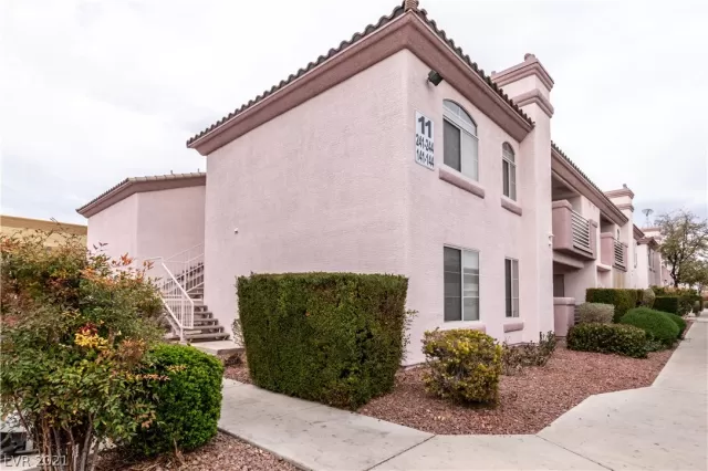 MLS: 2277430 Condo For Sale