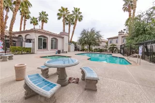 Photo #1: 2277430 Listing 