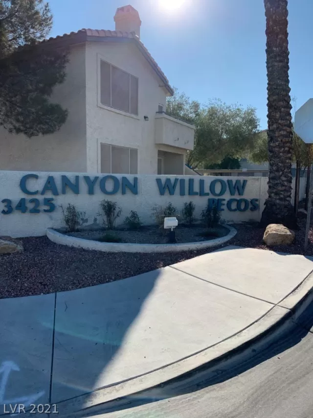 MLS: 2277452 Condo For Sale