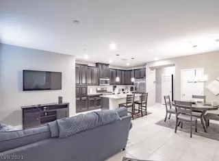 Photo #4: 2277512 Listing 