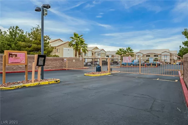 MLS: 2277530 Condo For Sale
