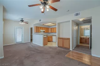 Photo #4: 2277530 Listing 