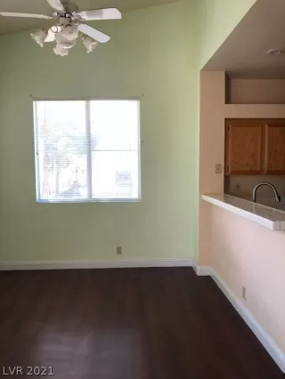 Photo #3: 2277545 Listing