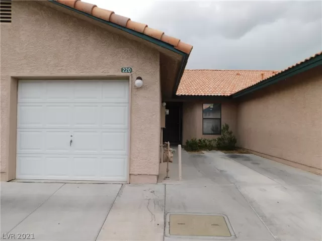 MLS: 2277583 Condo For Sale