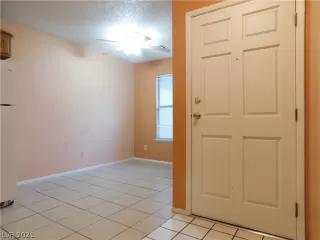 Photo #3: 2277583 Listing 