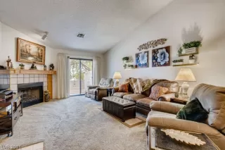 Photo #4: 2277599 Listing 