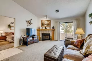 Photo #5: 2277599 Listing 