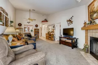 Photo #6: 2277599 Listing 