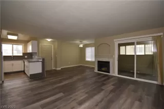 Photo #2: 2277601 Listing 