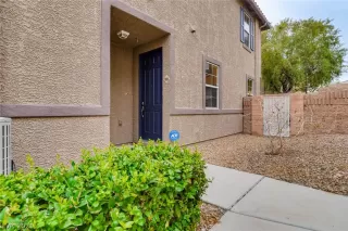 Photo #2: 2277617 Listing