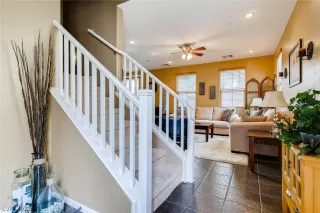 Photo #3: 2277617 Listing