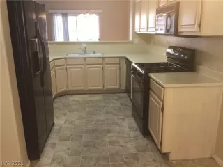 Photo #6: 2277630 Listing 