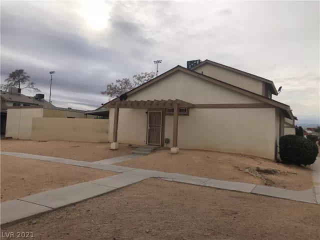 MLS: 2277655 Condo For Sale