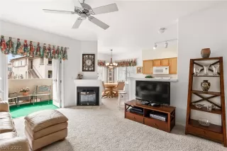 Photo #2: 2277687 Listing