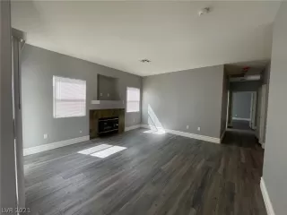 Photo #6: 2277722 Listing