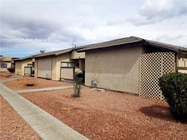 MLS: 2277744 Condo For Sale