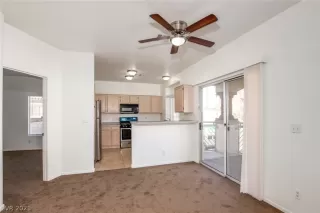 Photo #3: 2277751 Listing