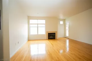 Photo #4: 2277757 Listing 