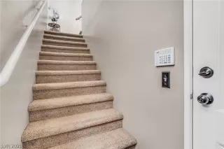 Photo #1: 2277817 Listing 