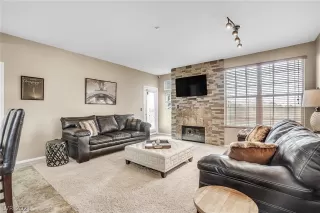 Photo #2: 2277817 Listing 