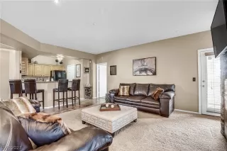 Photo #4: 2277817 Listing 