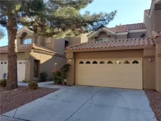 Photo #1: 2277823 Listing