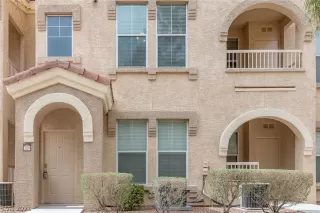 Photo #1: 2277848 Listing