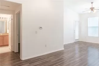 Photo #3: 2277848 Listing