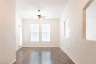 Photo #4: 2277848 Listing