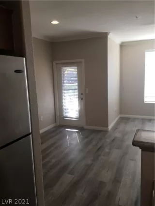 Photo #3: 2277859 Listing 