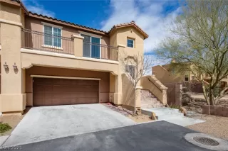 Photo #2: 2277863 Listing