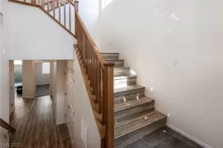 Photo #3: 2277863 Listing