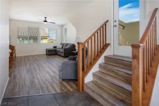 Photo #4: 2277863 Listing