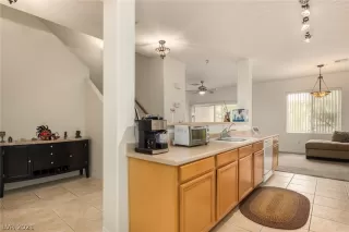 Photo #2: 2278020 Listing 