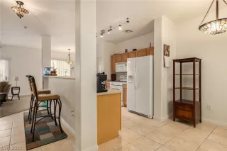 Photo #3: 2278020 Listing 