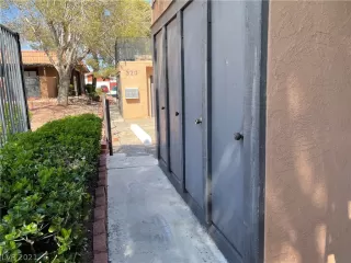 Photo #2: 2278051 Listing