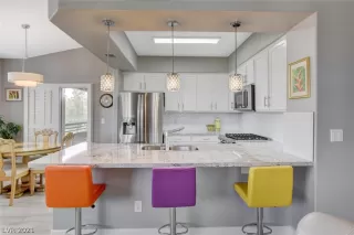 Photo #1: 2278056 Listing 