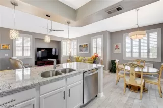 Photo #3: 2278056 Listing 