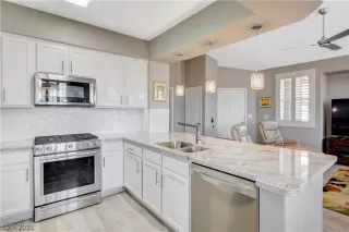 Photo #4: 2278056 Listing 