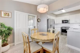 Photo #6: 2278056 Listing 