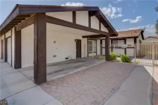 Photo #3: 2278100 Listing 